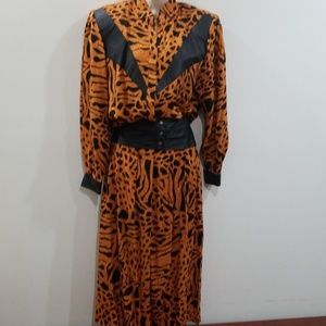 Mijoli women's pure 100 % silk skirt set size 12